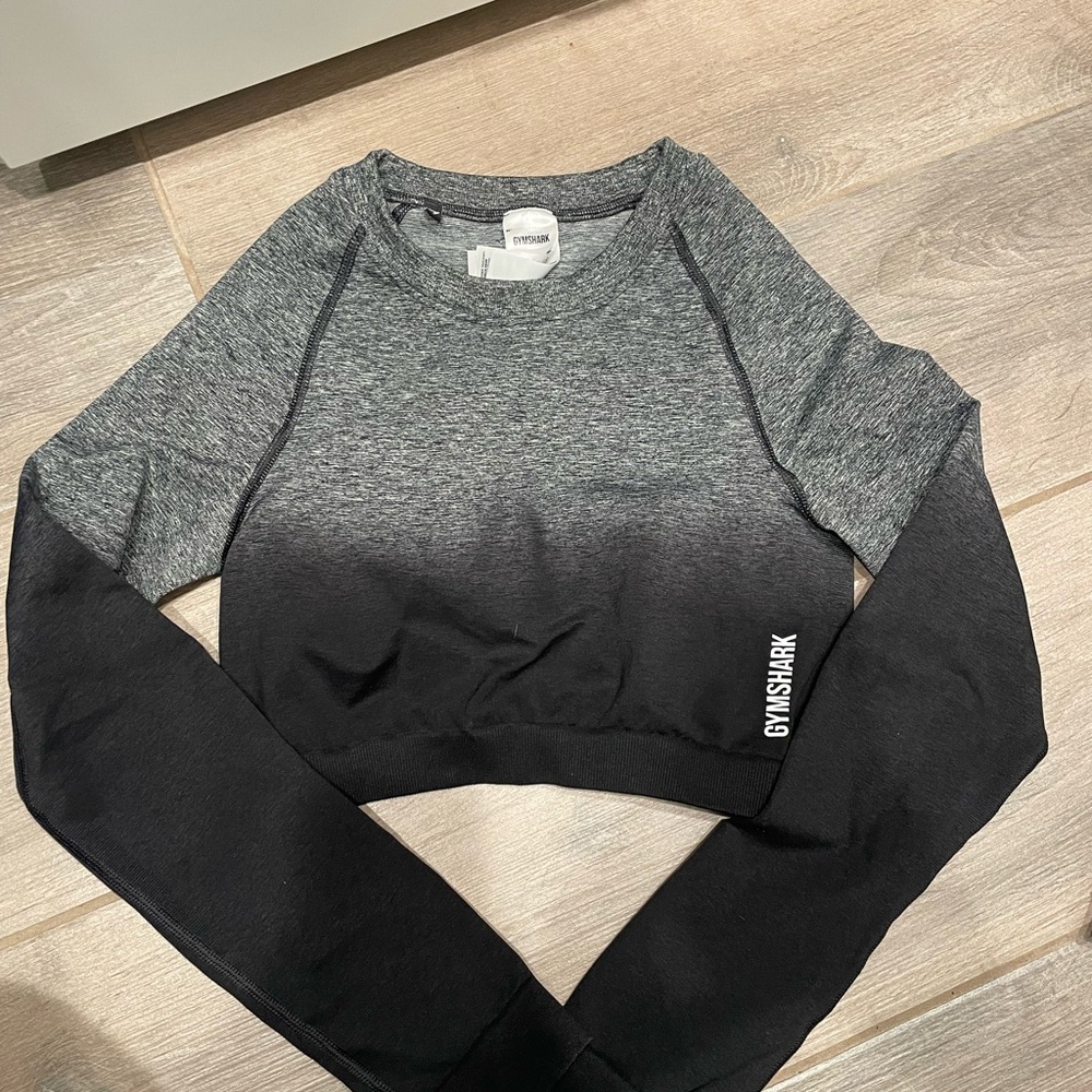 Gymshark Gray and Black Long Sleeve Crop Hoodie